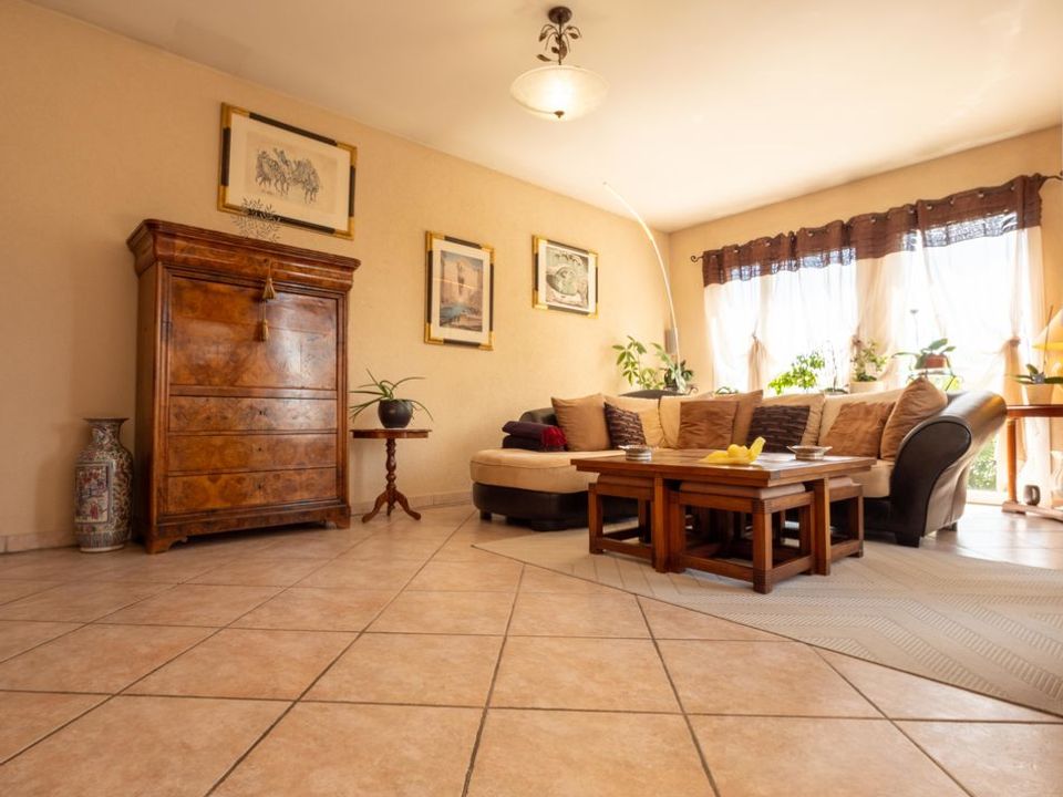 Villa i Vetraz-Monthoux, Haute-Savoie - foto 1