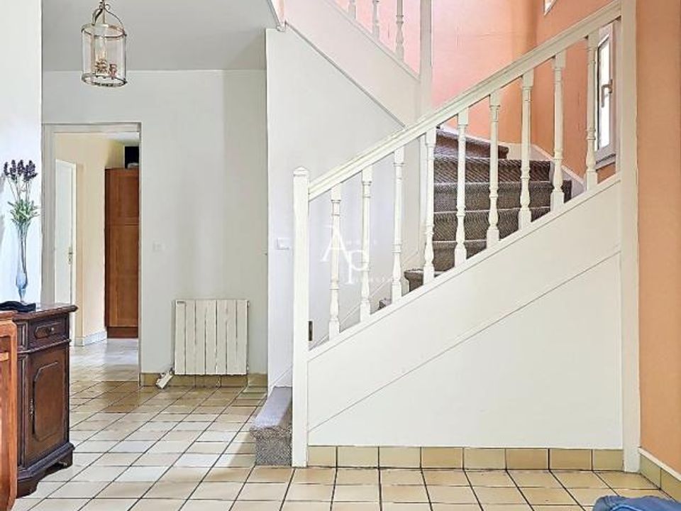 Villa i Les Clayes-Sous-Bois, Yvelines - foto 4