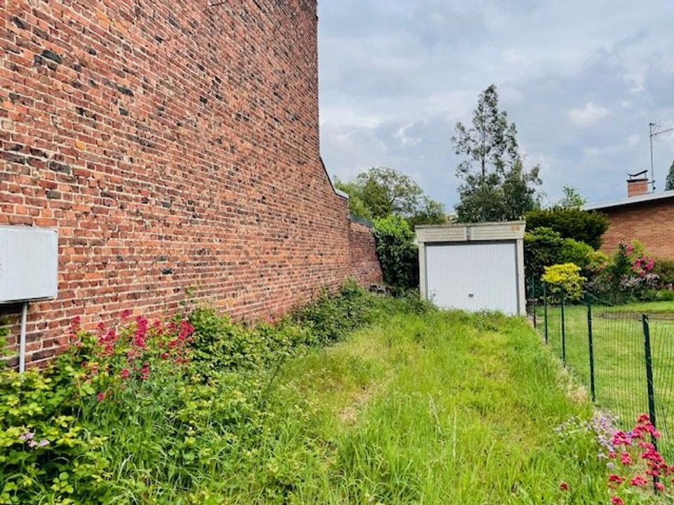 Helårsgrund i Houplines, Nord - foto 1