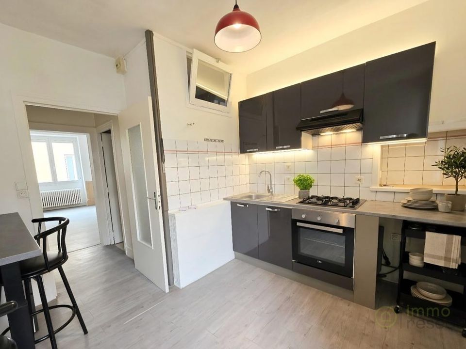 Landsbyhus i Saint-Gaultier, Indre - foto 1
