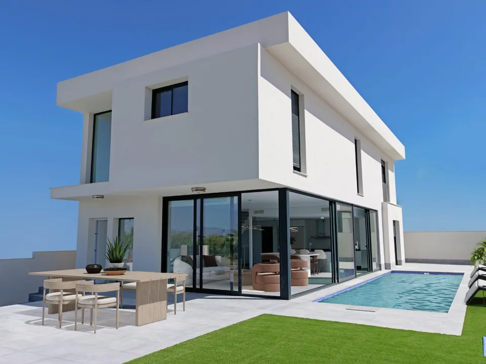 Villa - Gran Alacant, Alicante - photo 1