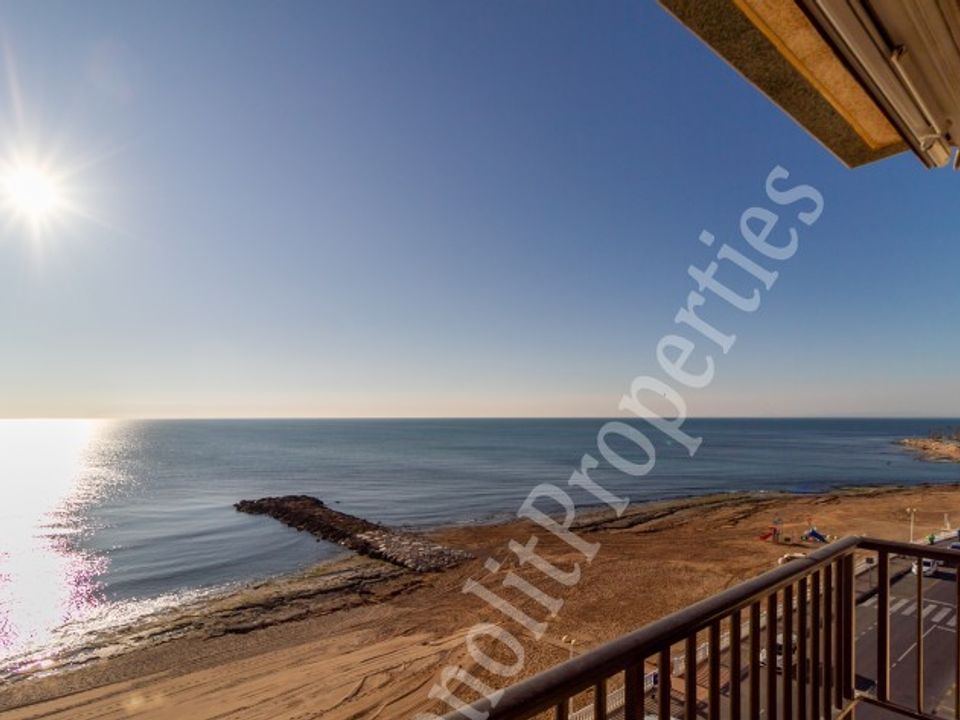 Apartment in Torrevieja, Alicante - photo 3