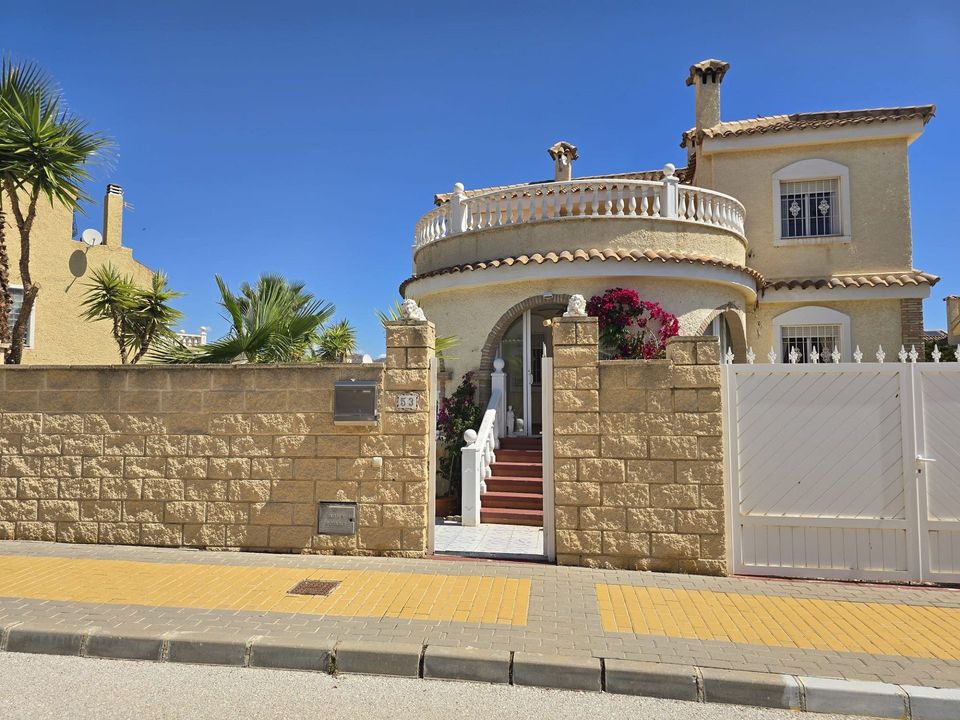 Villa i Monforte Del Cid, Alicante - foto 2