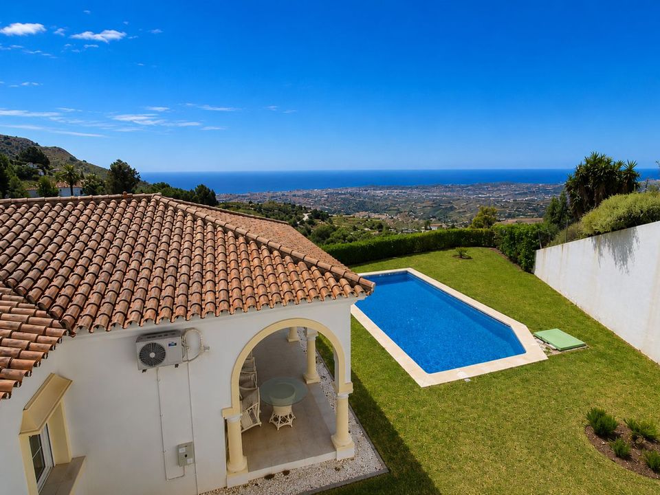 Villa i Valtocado, Malaga - foto 1