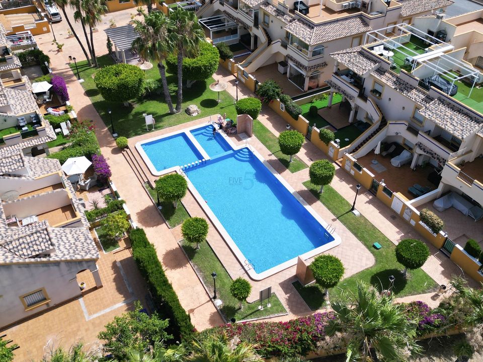 Byhus i Cabo Roig, Alicante - foto 1