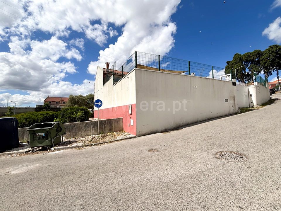 Erhvervsejendom i Odivelas, Lisbon - foto 3