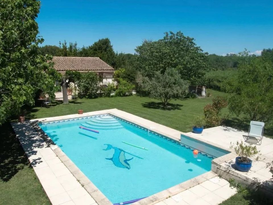 Villa en Arles, Bouches-du-Rhone - foto 1