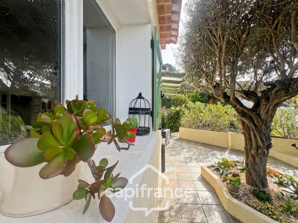 Villa i Le Lavandou, Var - foto 1