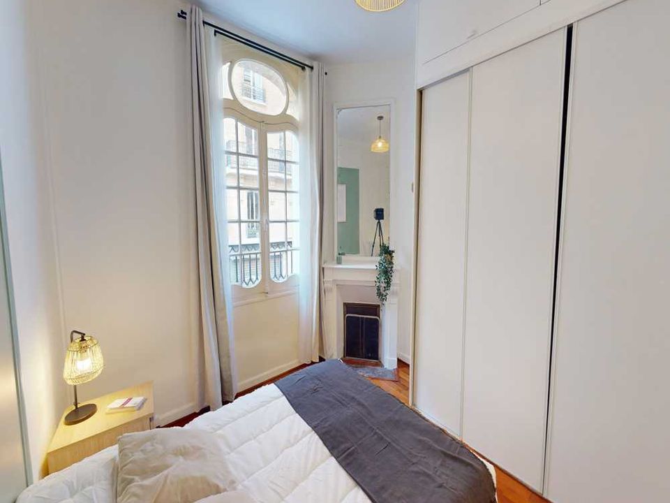 Apartment in Paris, Paris - photo 1