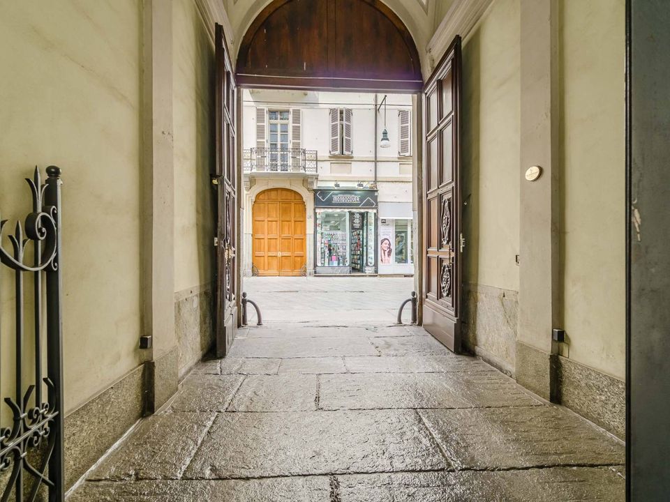 Erhvervsejendom i Torino, Turin - foto 3