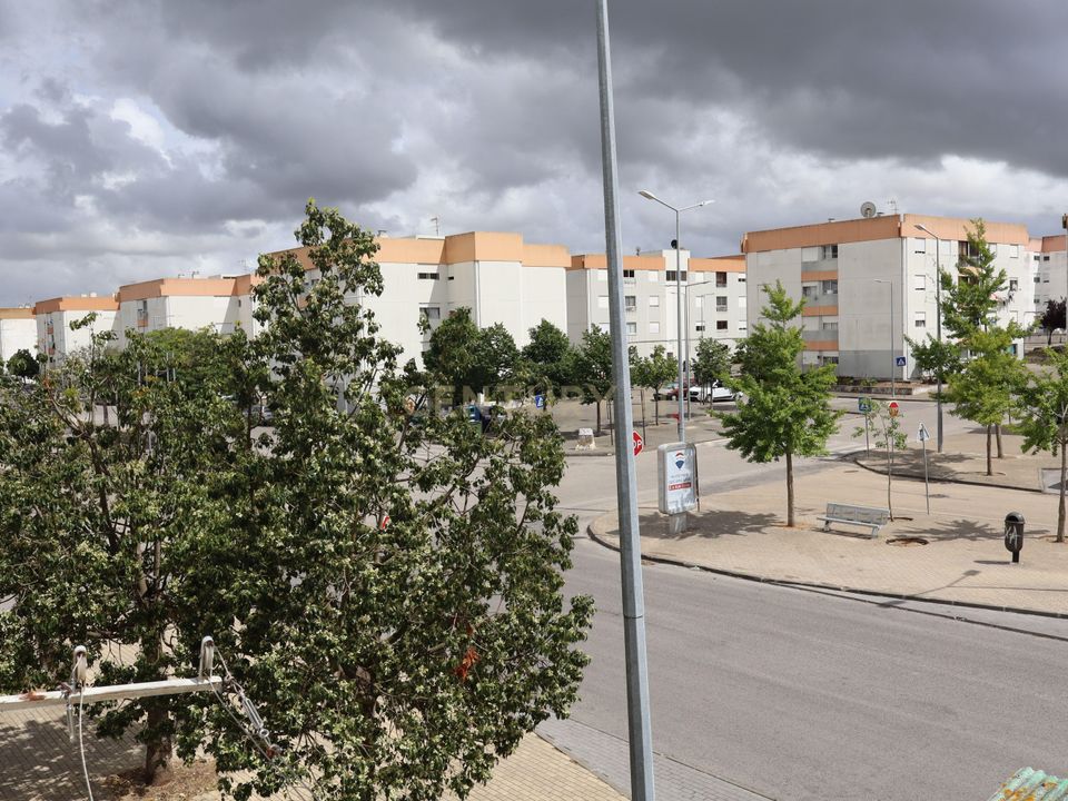 Lejlighed i Baixa da Banheira, Setubal - foto 1