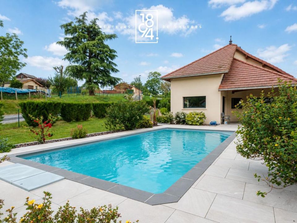 Villa a Cressin-Rochefort, Ain - foto 1