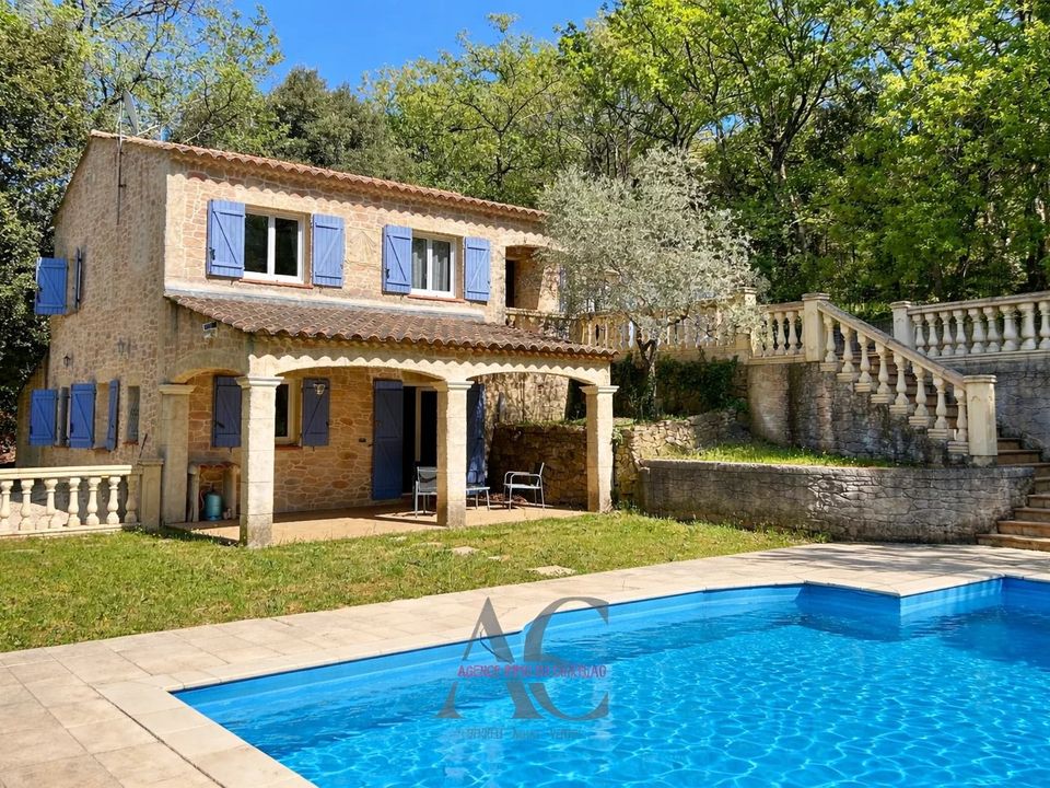 Villa i Sainte-Anastasie-sur-Issole, Var - foto 1