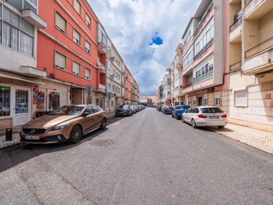 Lejlighed i Amadora, Lisbon - foto 4