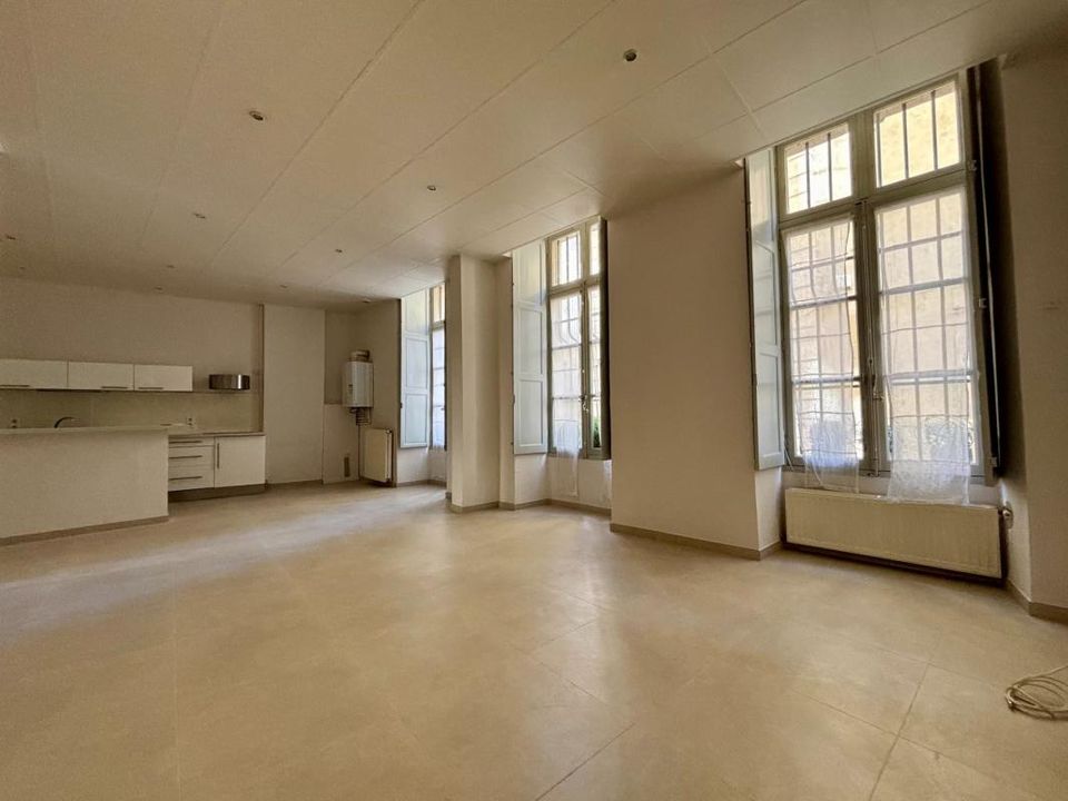 Apartment in Avignon, Vaucluse - photo 1