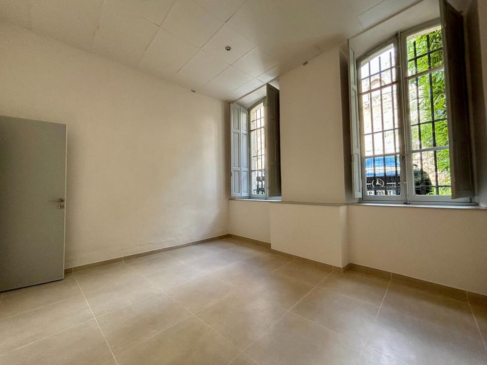 Apartment in Avignon, Vaucluse - photo 4