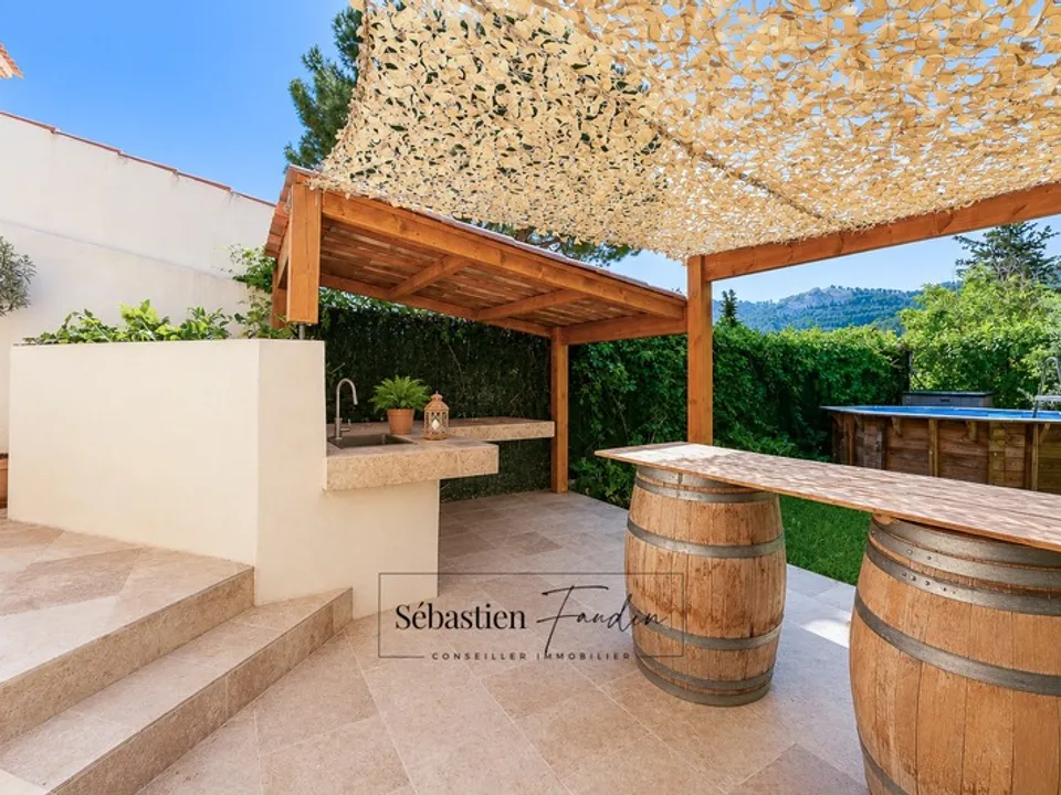 Villa i La Penne-sur-Huveaune, Bouches-du-Rhone - foto 3