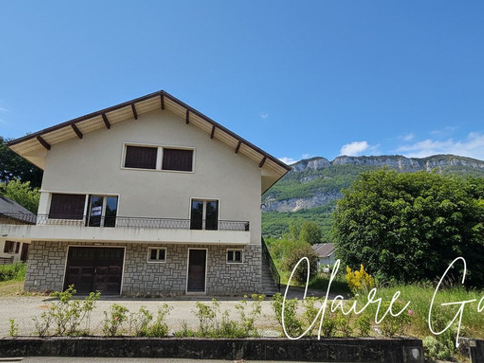 Villa i Drumettaz-Clarafond, Savoie - foto 1