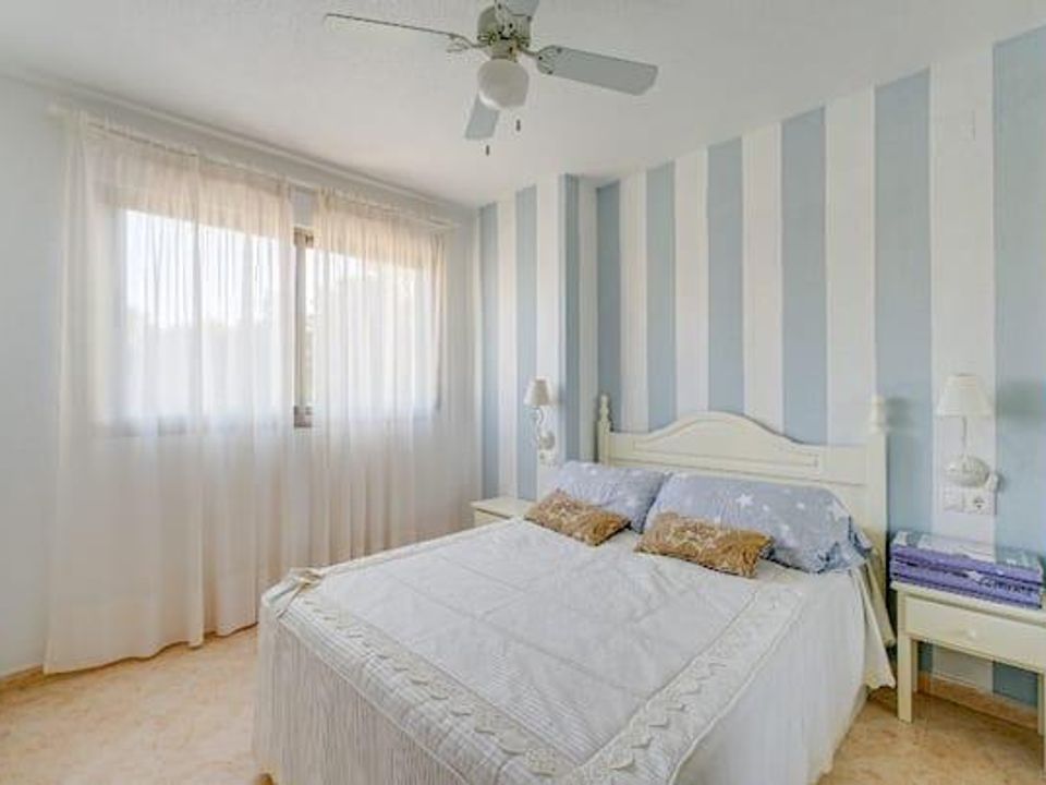 Lejlighed i Villajoyosa, Alicante - foto 4