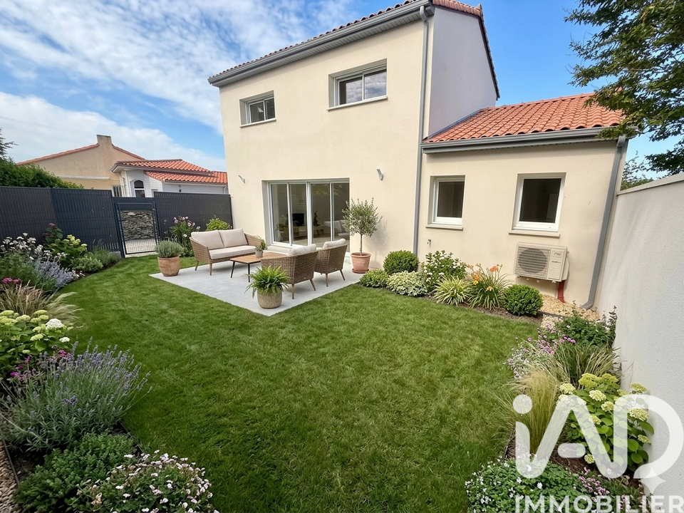 Landsbyhus i Saint-Julien-de-Concelles, Loire-Atlantique - bilde 2
