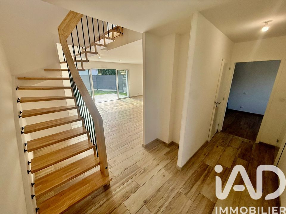 Landsbyhus i Saint-Julien-de-Concelles, Loire-Atlantique - foto 3