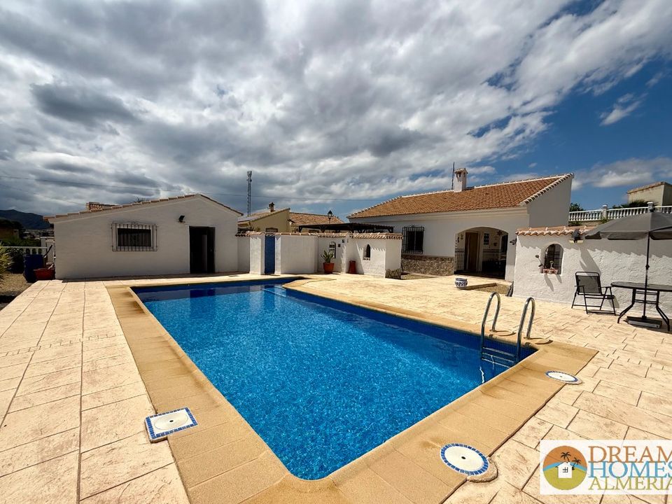 Villa i Arboleas, Almeria - bilde 1