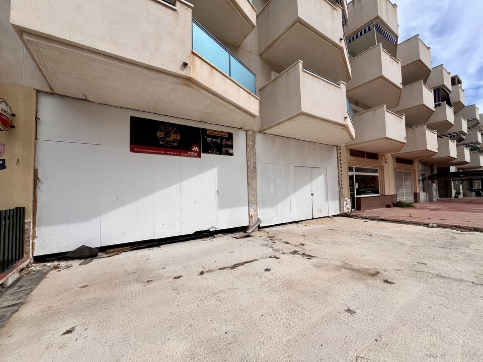 Erhvervsejendom i La Zenia, Alicante - foto 2