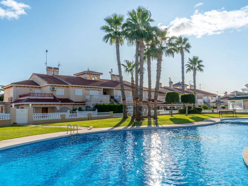 Lejlighed i Orihuela Costa, Alicante - foto 1