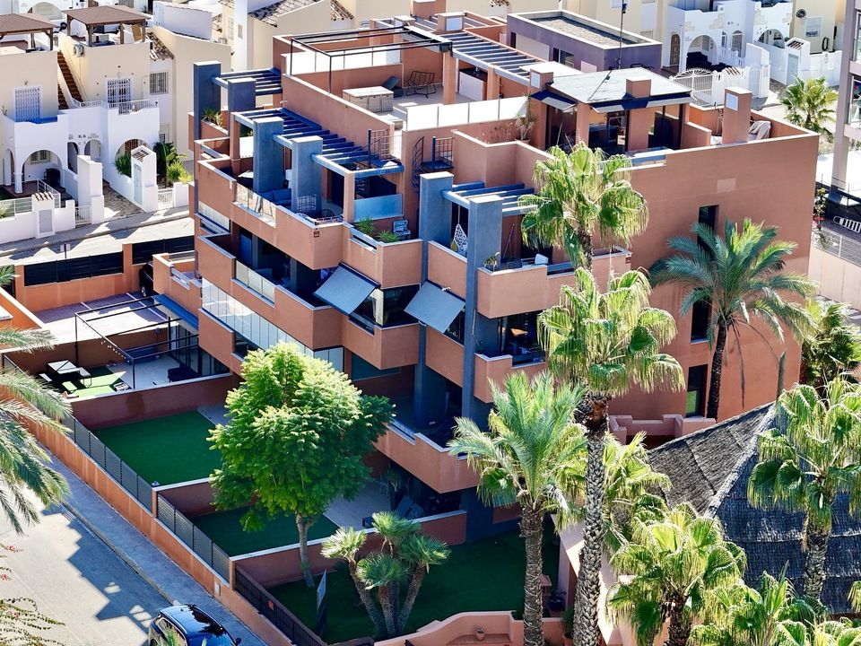 Lejlighed i Villamartin, Alicante - foto 1