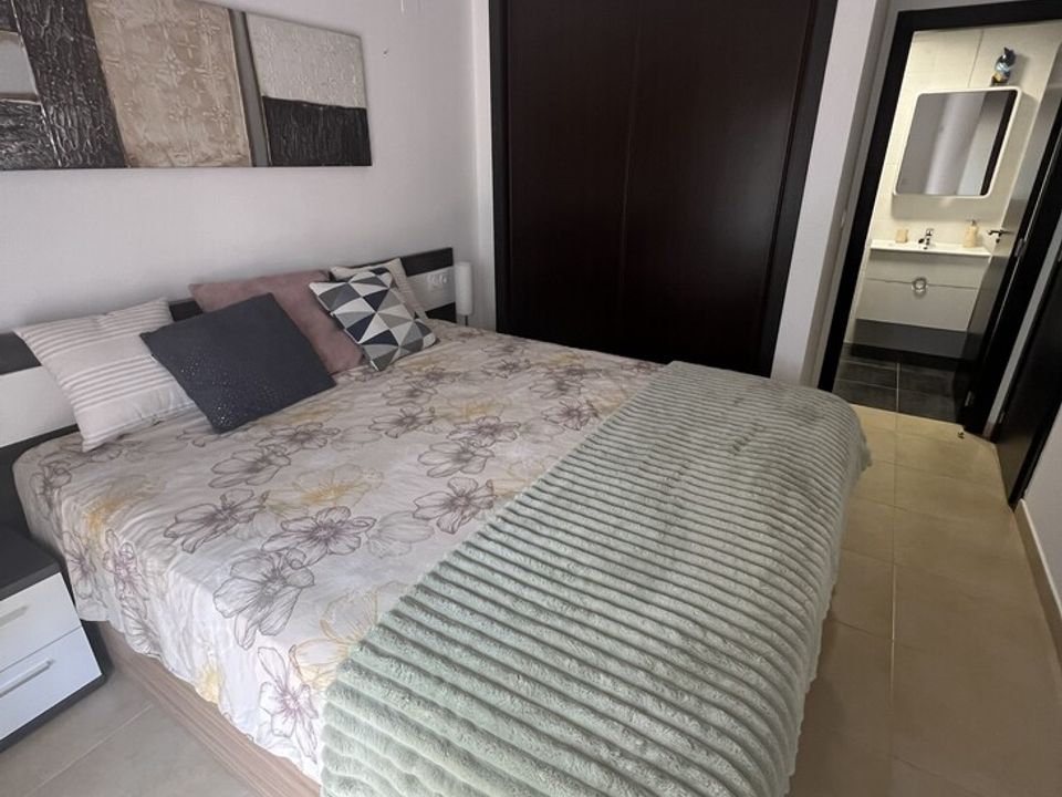 Lejlighed i Torrevieja, Alicante - foto 3