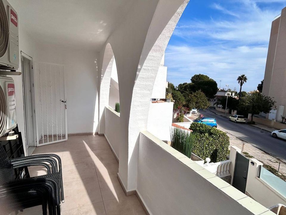 Lejlighed i Cabo Roig, Alicante - foto 1