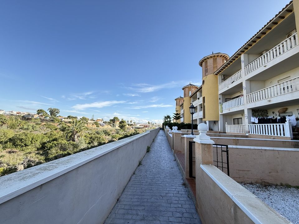 Apartament a Cabo Roig, Alicante - foto 2