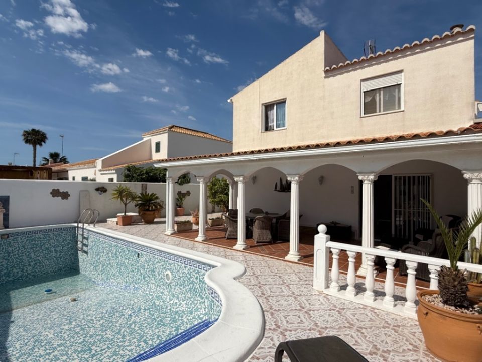 Byhus i Torrevieja, Alicante - foto 1