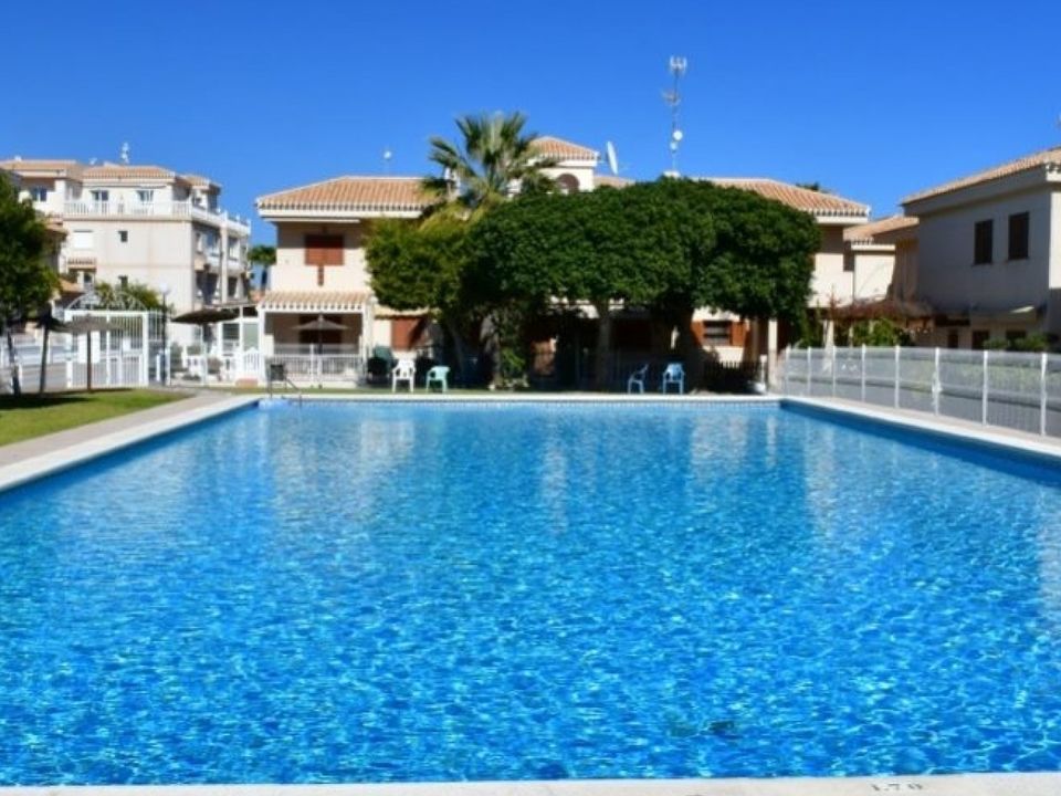 Lejlighed i Orihuela Costa, Alicante - foto 1