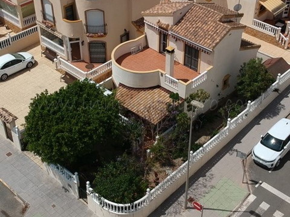 Villa i Pinar De Campoverde, Alicante - bilde 1