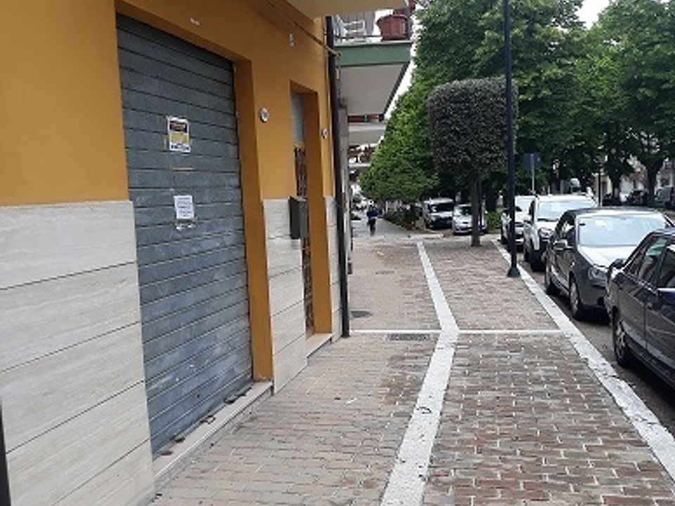 Erhvervsejendom i Orsogna, Chieti - foto 2