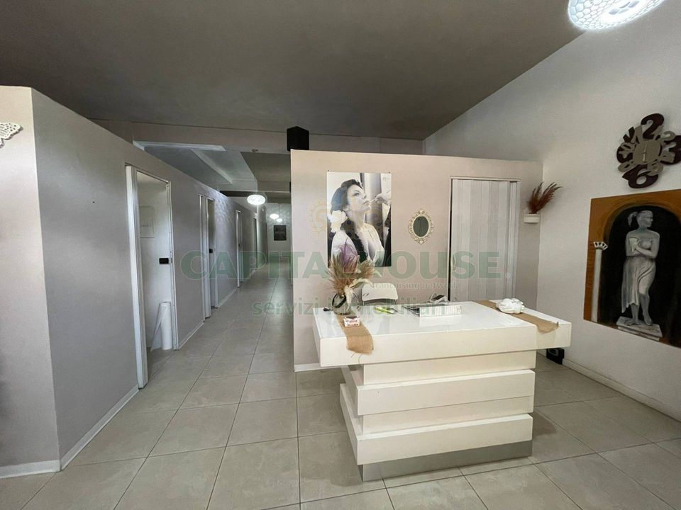 Erhvervsejendom i Avellino city, Avellino - foto 2