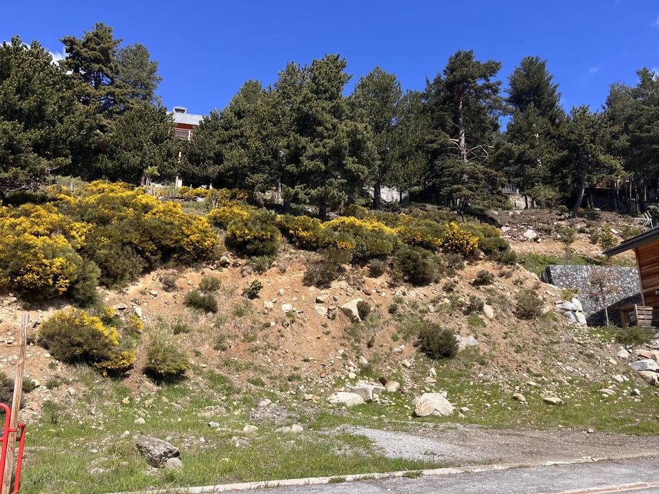 Helårsgrund i Les Angles, Pyrenees-Orientales - foto 2
