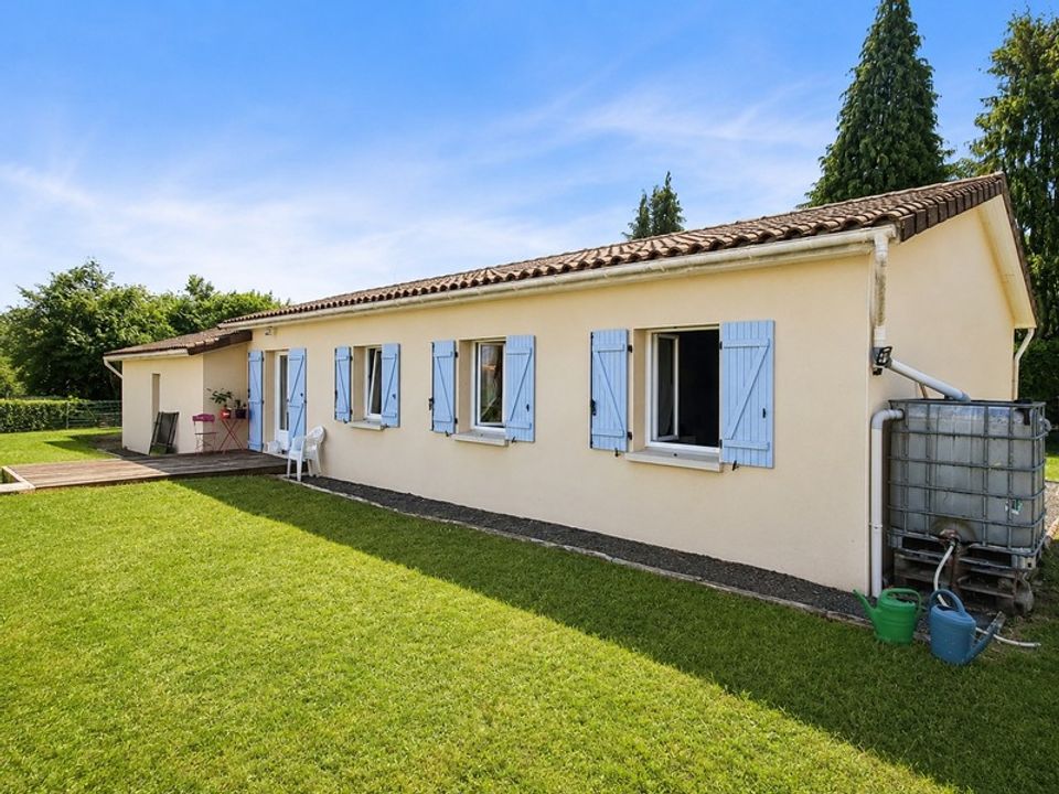 Villa i Chateauneuf-la-Foret, Haute-Vienne - foto 2