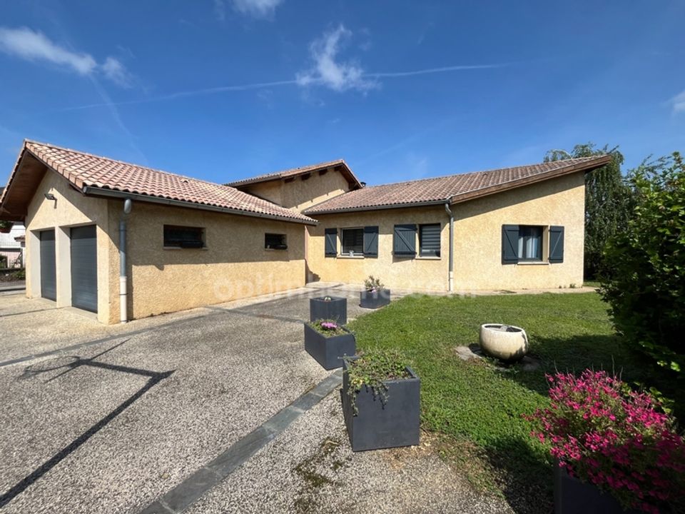 Villa en Janneyrias, Isere - foto 1