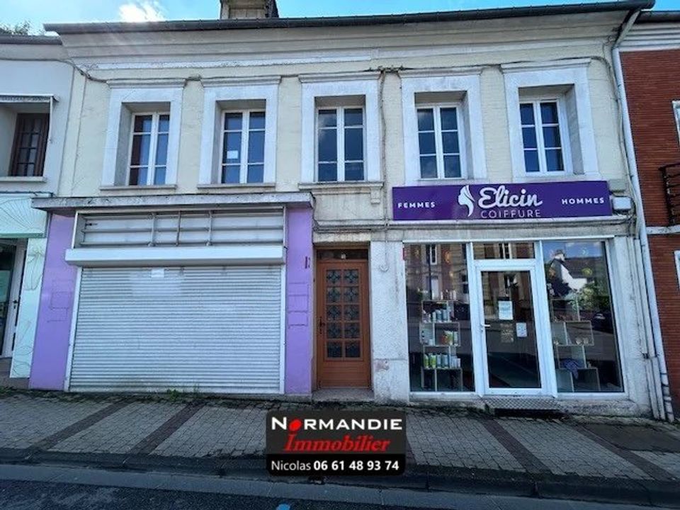 Erhvervsejendom i Lillebonne, Seine-Maritime - foto 1