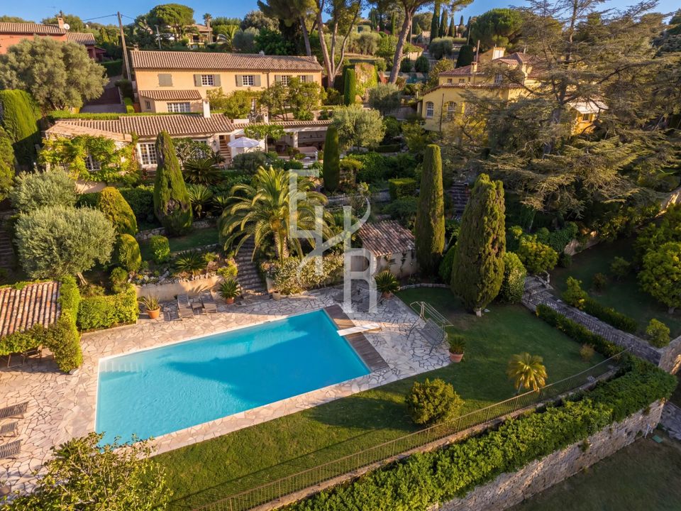 Villa i Mougins, Alpes-Maritimes - foto 3