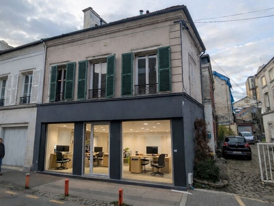Villa i Bagnolet, Seine-Saint-Denis - foto 1