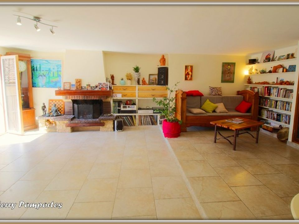 Rekkehus i Oraison, Alpes-de-Haute-Provence - bilde 2