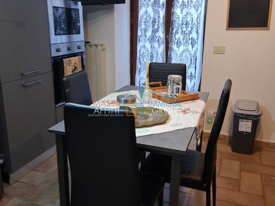 Lejlighed i Carrara, Massa and Carrara - foto 4