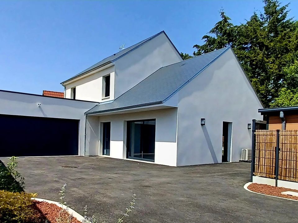 Villa a La Chapelle-Saint-Mesmin, Loiret - foto 1
