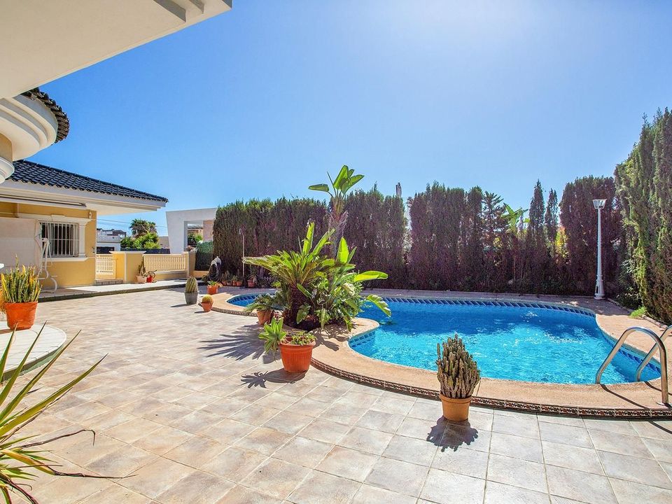 Villa a Torrevieja, Alicante - foto 2
