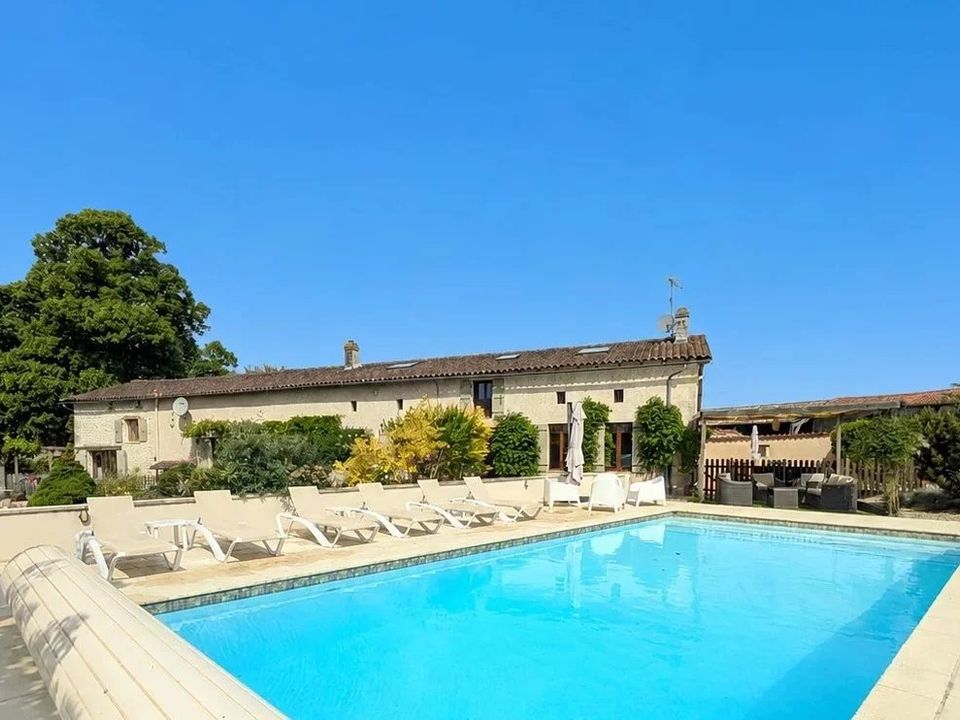 Villa i Sainte-Souline, Charente - bilde 1