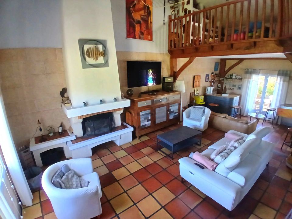 Villa i Montguyon, Charente-Maritime - foto 3