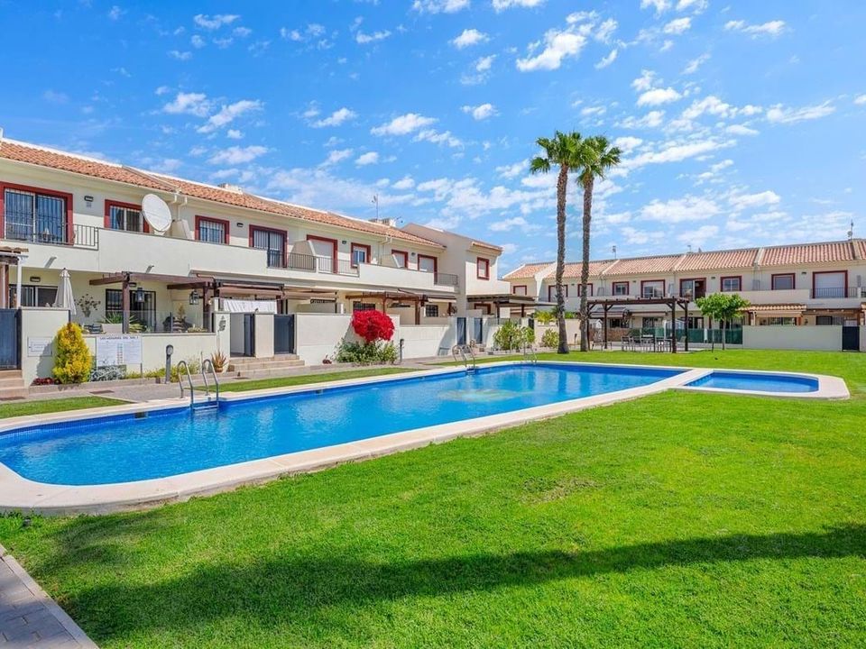 Casa de pueblo en Ciudad Quesada, Alicante - foto 2